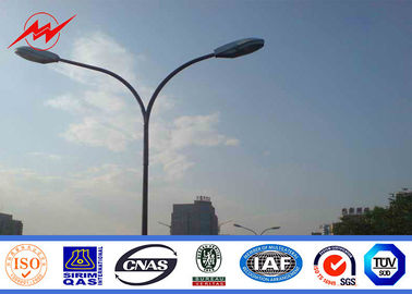Китай Горячее ПОГРУЖЕНИЕ К345 гальванизировало поляка фонарных столбов улицы/уличного фонаря с двойной рукой 12М поставщик