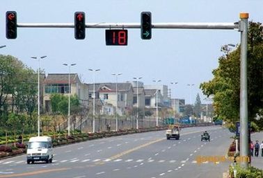 Китай Знаки контроля над трафиком 132КВ фонарного столба 5-15м улицы литого алюминия подгоняли цвет поставщик