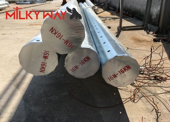 Оцинкованные горячим способом столбы уличного освещения Q345 с анкерными болтами M12 и допуском по размерам +- 2% для освещения торгового центра