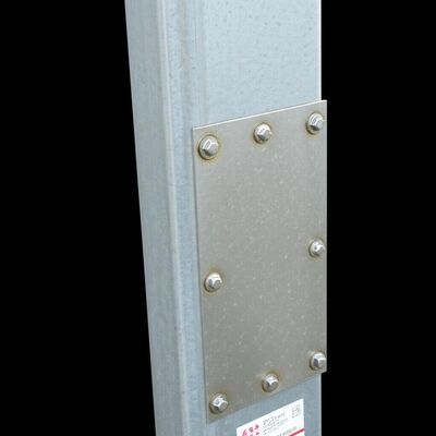 Напряжение 10-220КВ Стальный силовой столб Восьмиугольная структура Горячая оцинкование Обработка поверхности Сильная коррозионная устойчивость