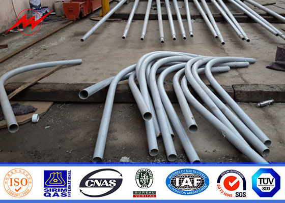 Восьмиугольные на открытом воздухе фонарные столбы улицы 5М до 15М с изогнутой спицей двойника Дя 60мм